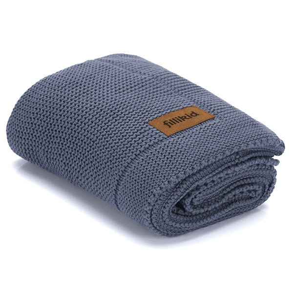 Hovedbilde Fillikid | Strikket babyteppe | 80 x 100 cm | Blue
