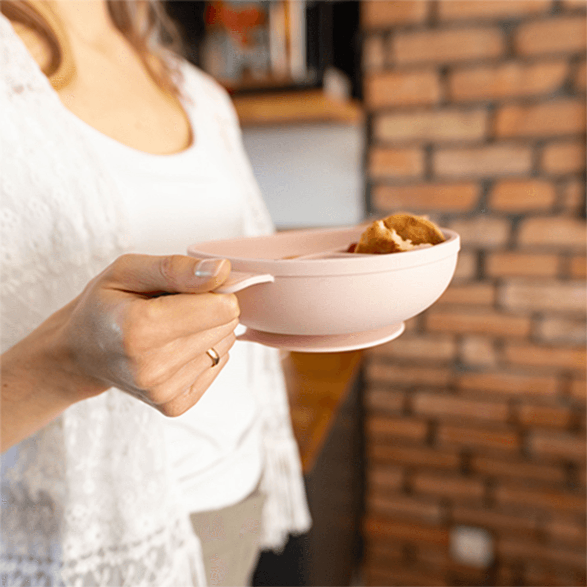 Babyono | Silikon tallerken med sugekopp og lokk | Pink