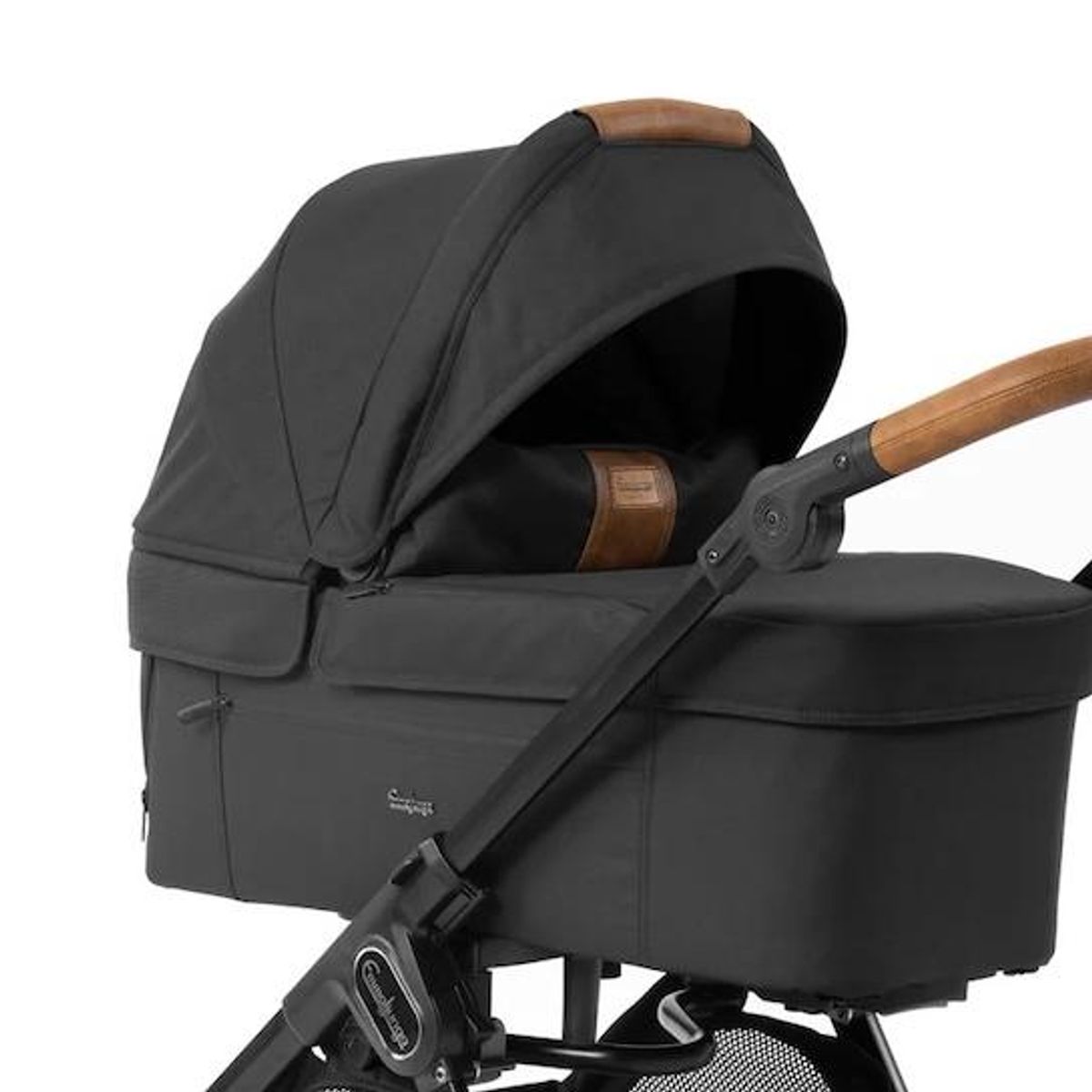 Emmaljunga  2027 | Bagdel+ | Outdoor Black