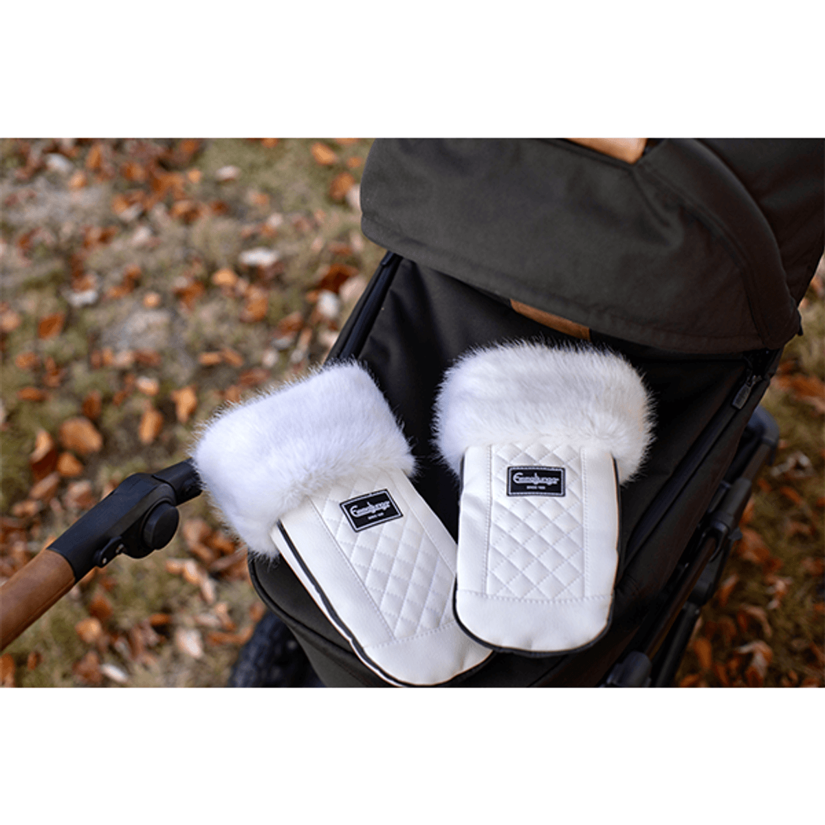 Emmaljunga | Vognvotter | White Leatherette